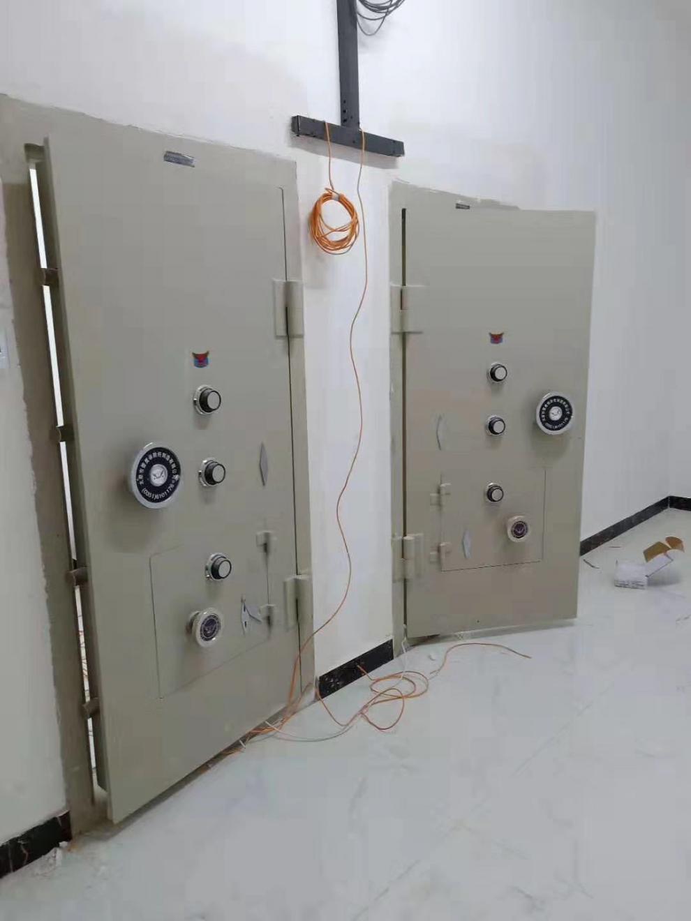 金库安全门安装
